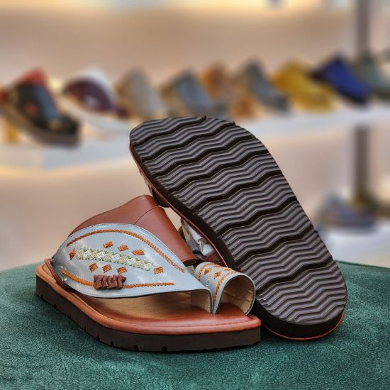 صورة زبيري وطني  مطرز مديل م 129